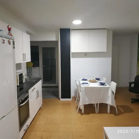 La Ronda Apartment *